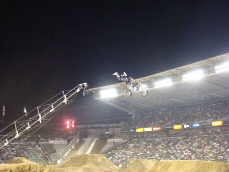 (C) MBN 2007